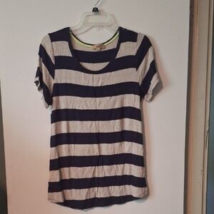 Lavish Blue and Gray Short Sleeve Relaxed Tee